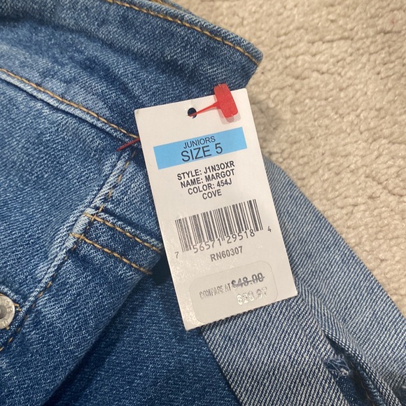 Jeans - Picture 4 of 4